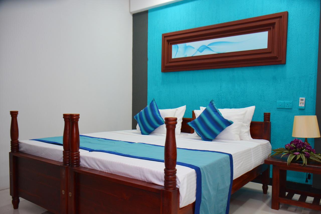Meili Lanka City Hotel Kandy Ngoại thất bức ảnh