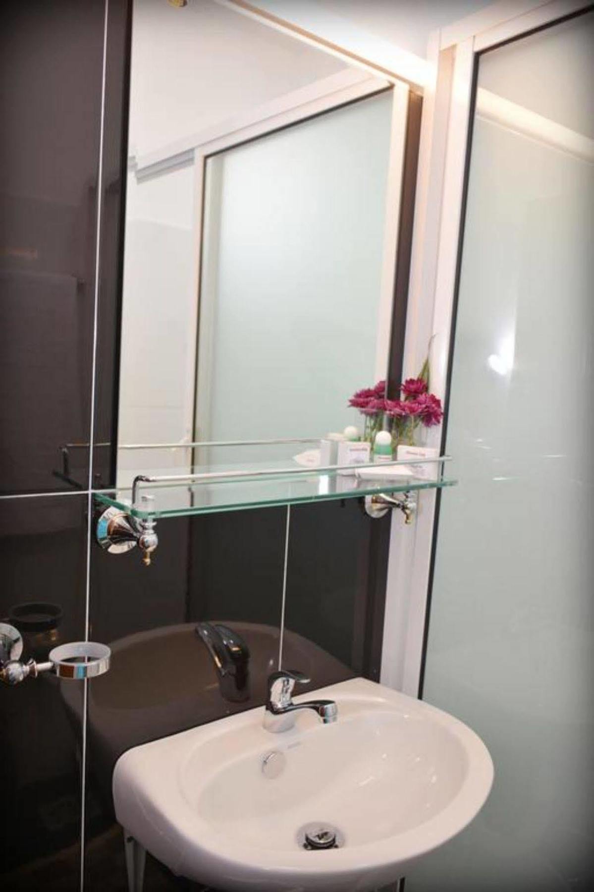 Meili Lanka City Hotel Kandy Ngoại thất bức ảnh